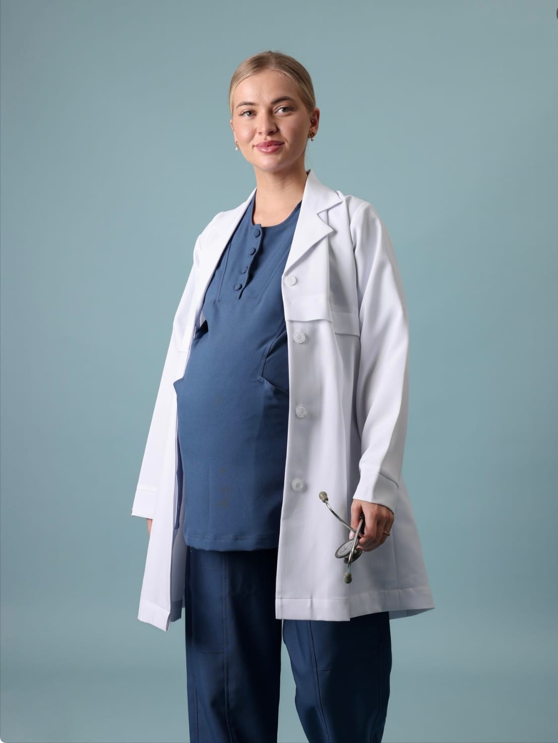 BLOOM- LABCOAT