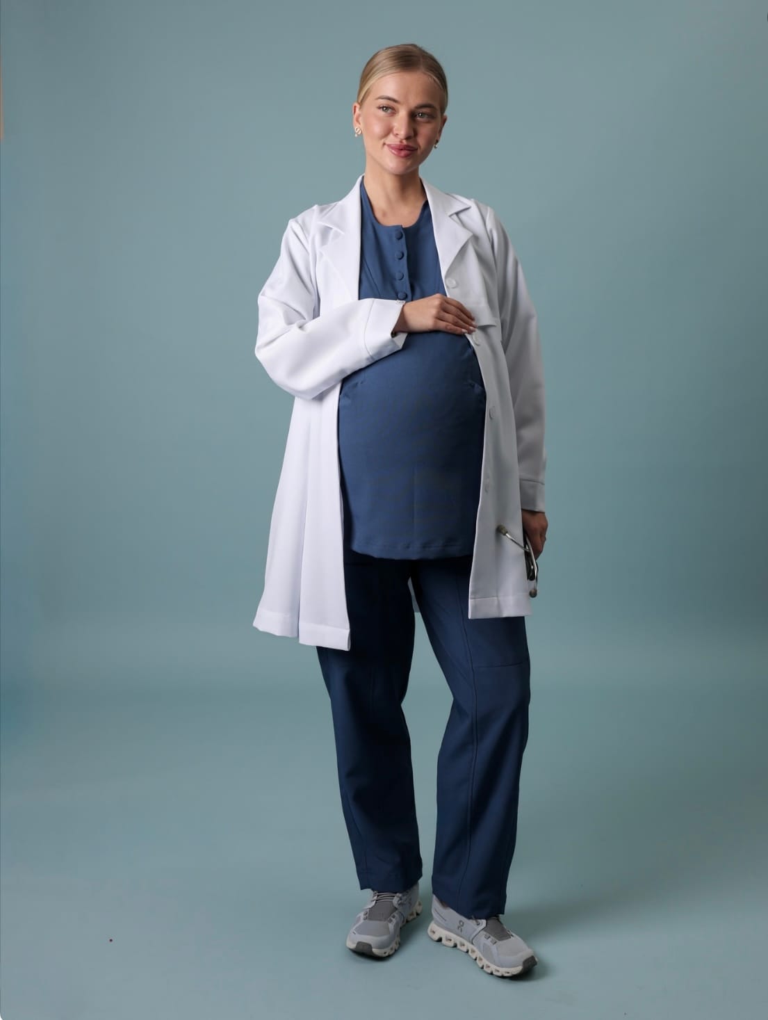 BLOOM- LABCOAT - Image 2